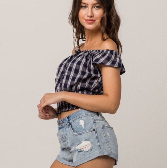 2X HP! NWT NWT Ivy & Main Plaid off the Shoulder Top - Picture 2 of 5